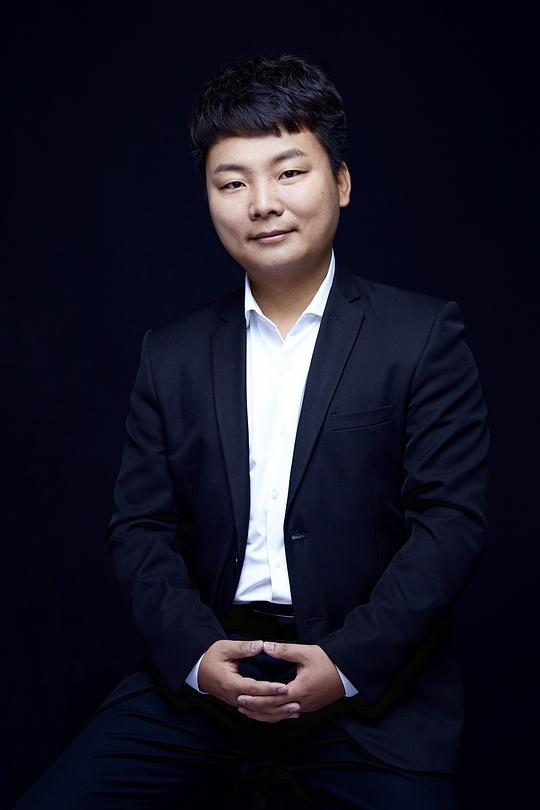 屈柏成 Baicheng Qu