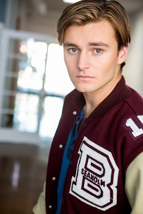 杰克·罗杰 Jake Rotger