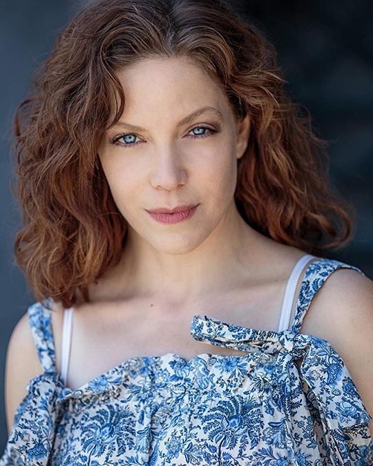 格温威法·里根·詹姆斯 Gwenhwyfar Reagan James