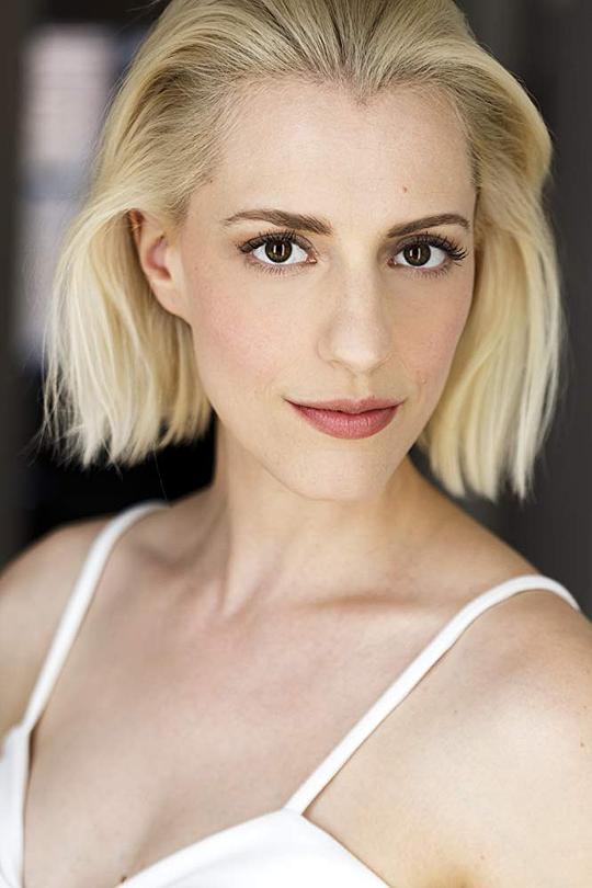 萨拉·卢卡茜维茨 Sara Lukasiewicz