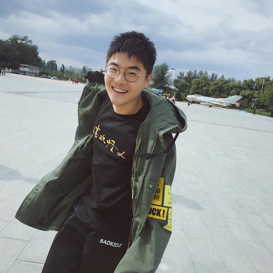 张文爽 Wenshuang Zhang
