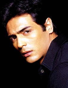 阿俊·拉姆鲍 Arjun Rampal