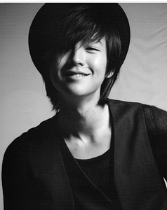 张根硕 Keun-Suk Jang