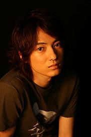 忍成修吾 Shûgo Oshinari