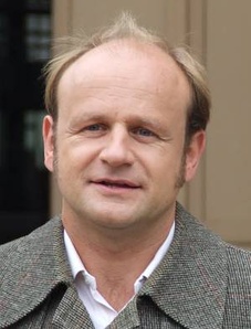 奥列佛·斯托科斯基 Oliver Stokowski