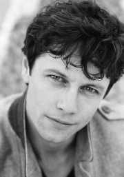 里昂·奥肯登 Leon Ockenden