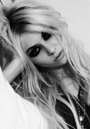 泰勒·摩森 Taylor Momsen