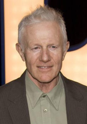 雷蒙德·J·巴里 Raymond J. Barry