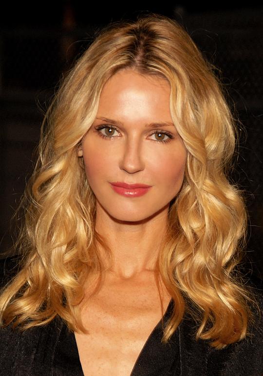 瓦妮莎·布兰奇 Vanessa Branch