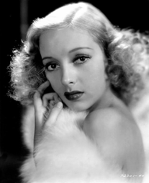 伊夫林·凯耶斯 Evelyn Keyes