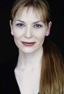 纳迪亚·卡梅隆-布莱克利 Nadia Cameron-Blakey