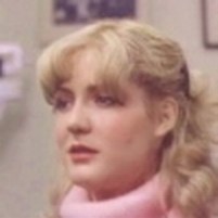 希拉里·萨默斯 Hillary Summers