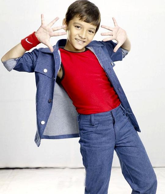 阿尤什·坦东 Ayush Tandon