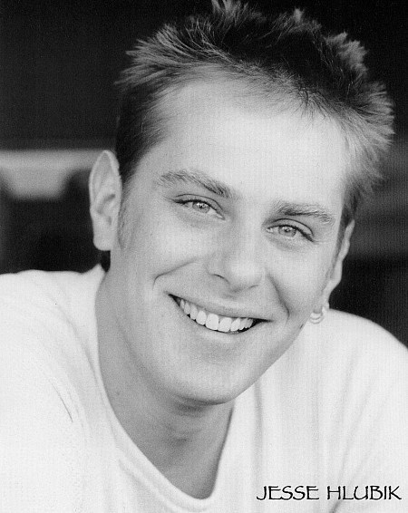 杰西·汉卢柏科 Jesse Hlubik