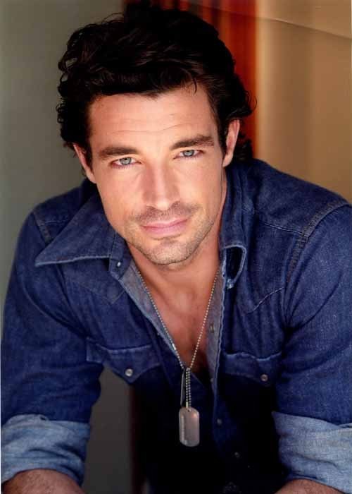 布伦南·埃利奥特 Brennan Elliott