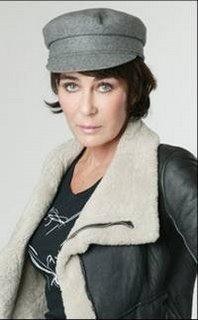 尤安娜·帕韦列斯库 Ioana Pavelescu