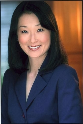 希拉·安布罗西诺 Hira Ambrosino