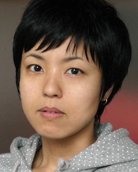 井口奈己 Nami Iguchi