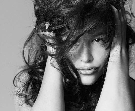 帕兹·德拉维尔塔 Paz de la Huerta