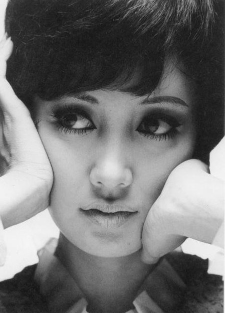 浅丘琉璃子 Ruriko Asaoka