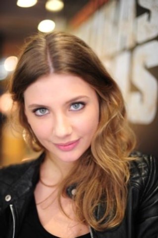 米利亚姆·乔瓦内利 Miriam Giovanelli