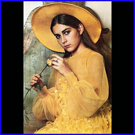 罗蜜娜·鲍尔 Romina Power