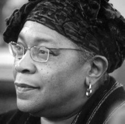 德沃拉·纳尔逊 Novella Nelson