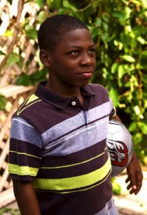 鲍比·J·汤普森 Bobb'e J. Thompson