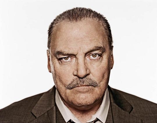 斯泰西·基齐 Stacy Keach
