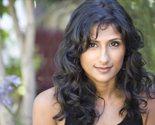 莎拉尤·拉奧 Sarayu Blue