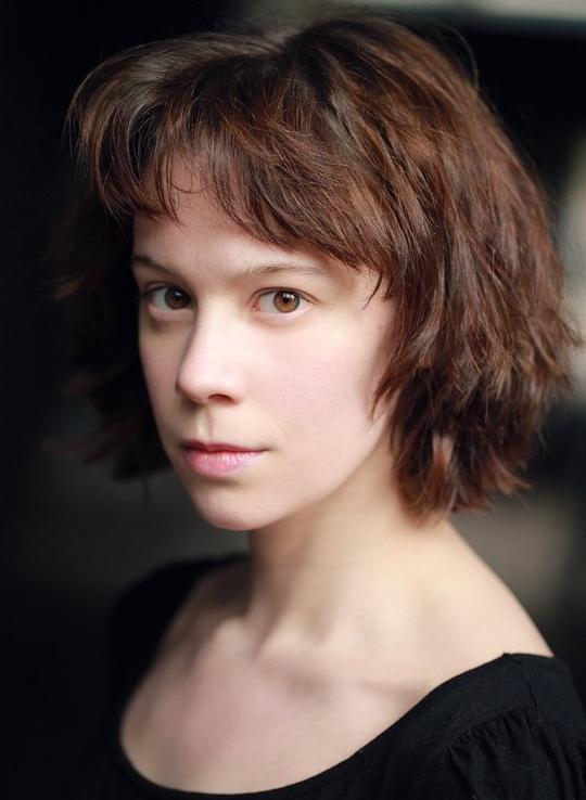 克洛伊·皮里 Chloe Pirrie