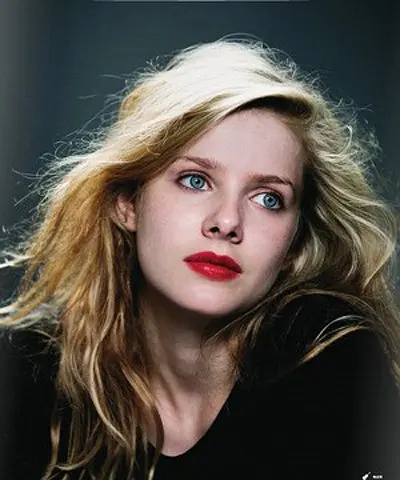 蕾切儿·哈伍德 Rachel Hurd-Wood