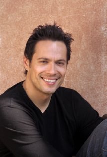 丹尼·奎恩 Danny Quinn