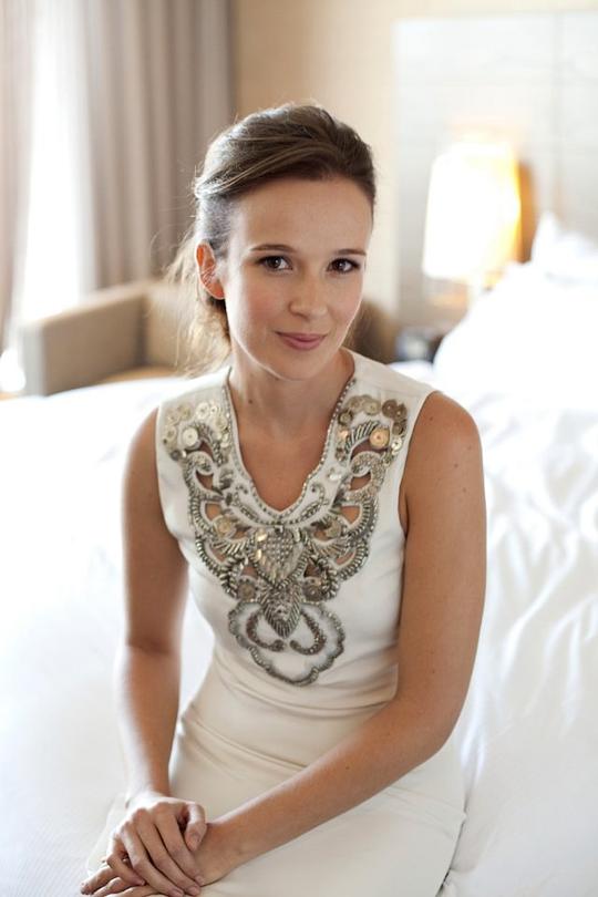 克莱尔·范·德·波姆 Claire van der Boom