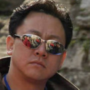 李华彤 Huatong Li