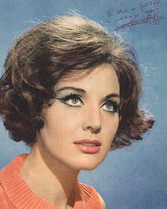 莉奥诺拉·罗芙 Leonora Ruffo