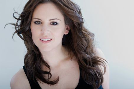 阿尔贝塔·梅尼 Alberta Mayne