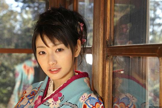 真锅薰 Kaori Manabe