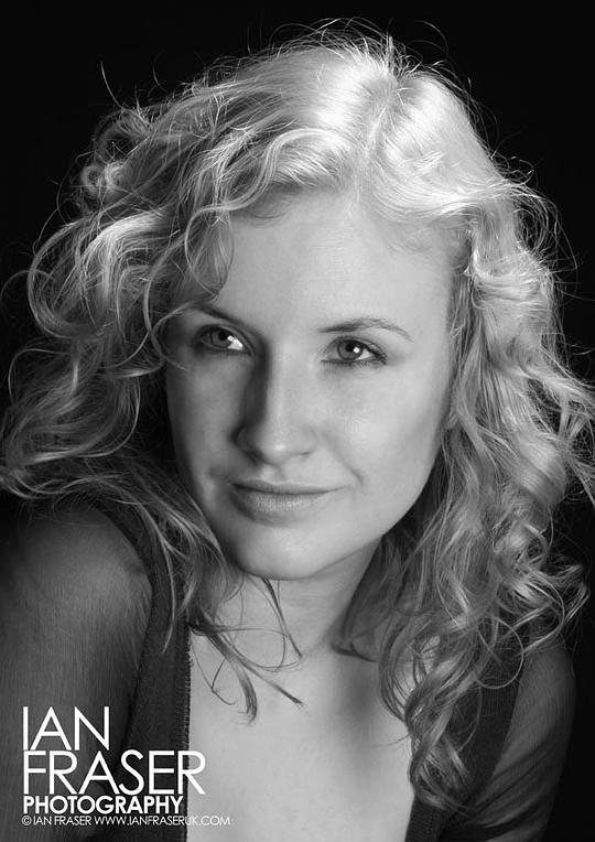 达马里斯·海曼 Damaris Hayman