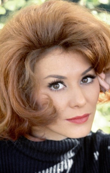 伊琳娜·德米克 Irina Demick