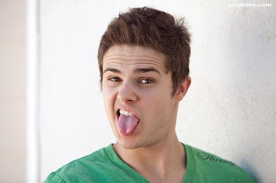 贾斯汀·詹姆斯·休斯 Justin James Hughes