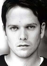 尼古拉斯·本恩斯 Nicholas Burns