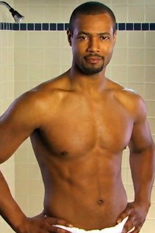 艾赛亚·穆斯塔法 Isaiah Mustafa