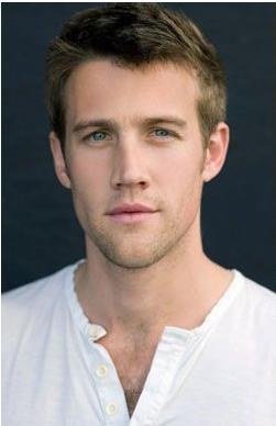 尼克·艾沃斯-斯文德尔 Nico Evers-Swindell