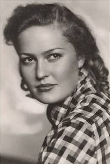 瓦伦蒂娜·乌沙科娃 Valentina Ushakova