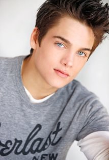 迪伦·斯派比利 Dylan Sprayberry