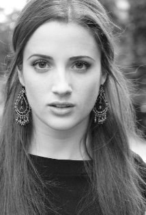 艾米丽邓恩 Emily Dunn