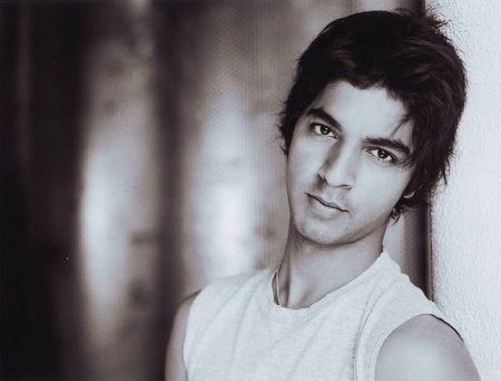 Ishan Davé Ishan Davé