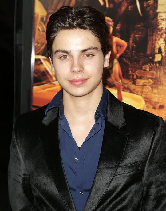 杰克·T·奥斯汀 Jake T. Austin