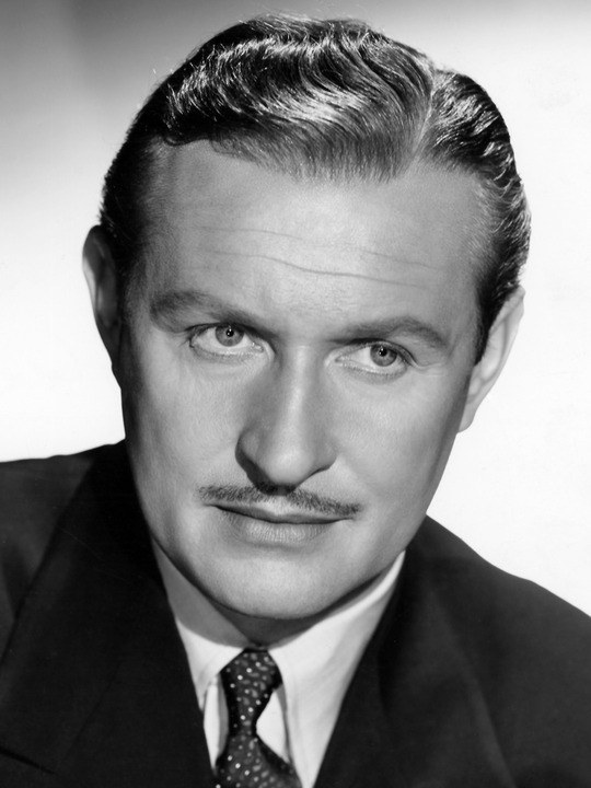 罗伯特·道格拉斯 Robert Douglas